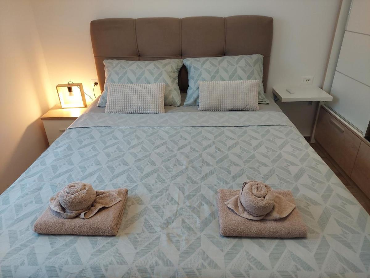 Valux Apartman Pula Luaran gambar