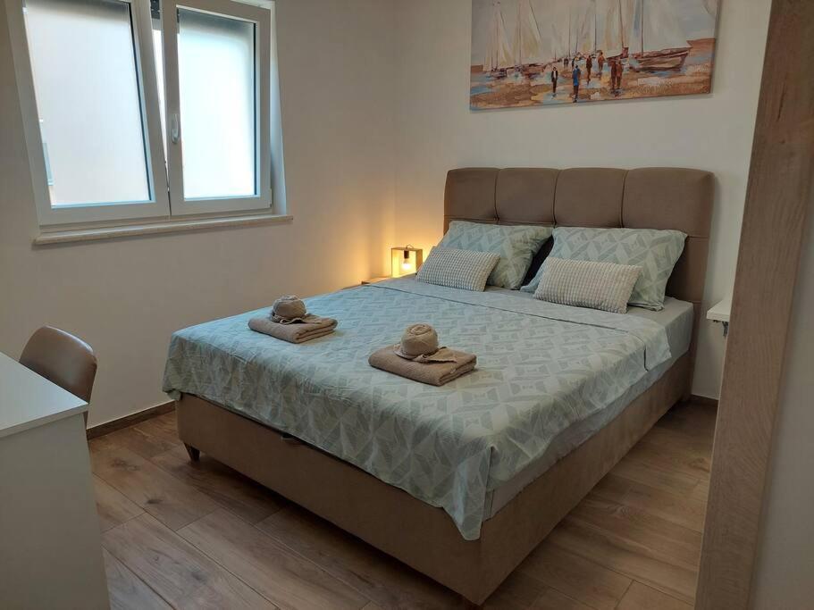 Valux Apartman Pula Luaran gambar